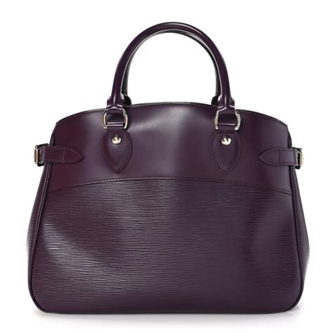 LOUIS VUITTON Epi Passy PM Cassis 1365604 